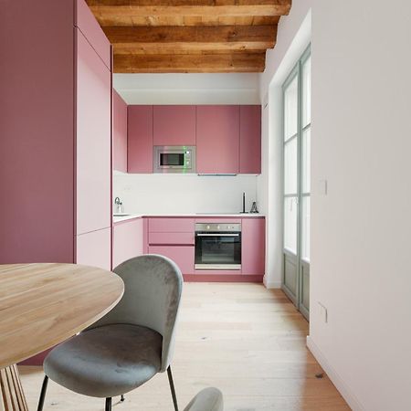 Modern Apartment In Milan With Balcony Esterno foto