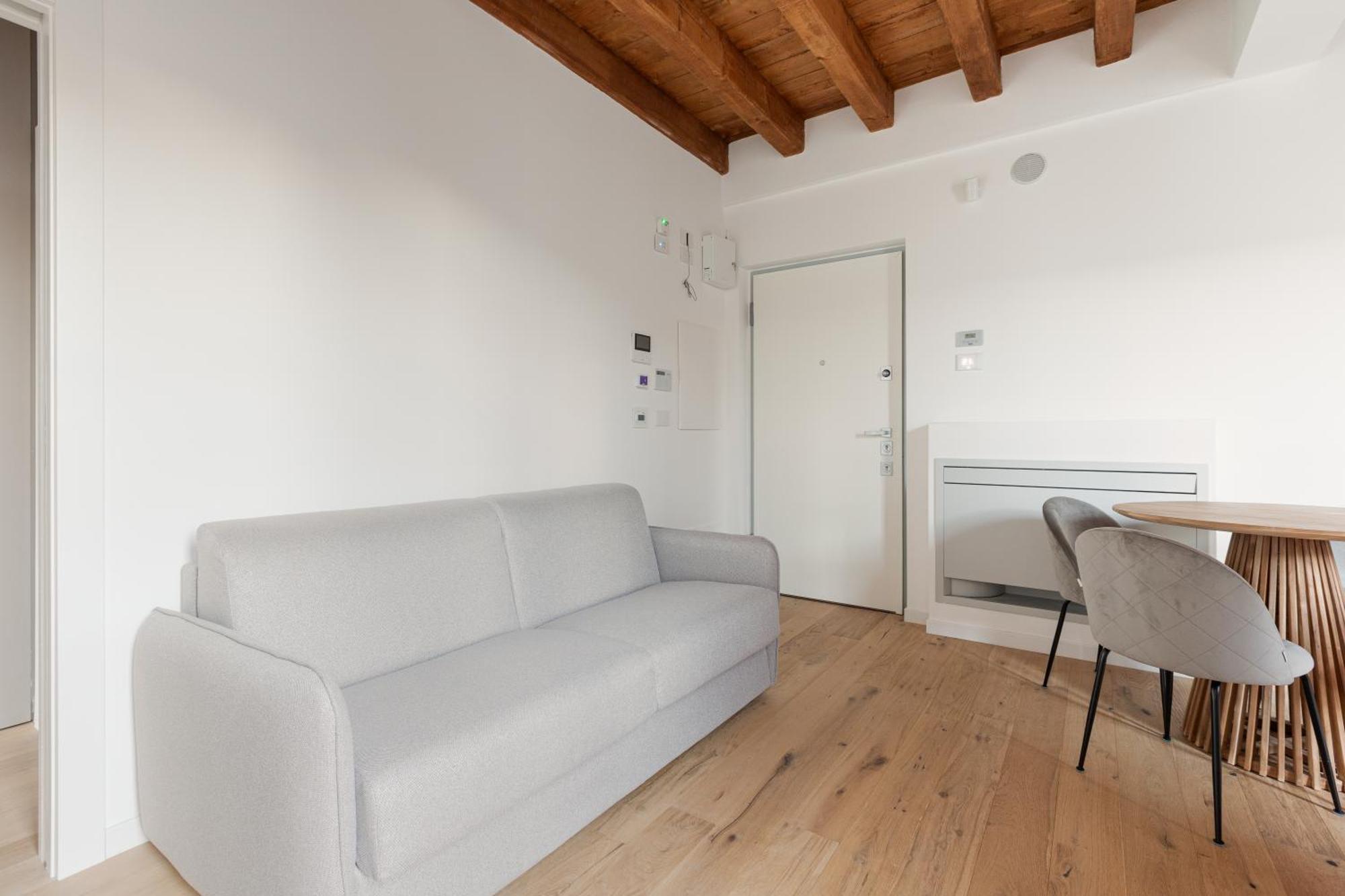 Modern Apartment In Milan With Balcony Esterno foto