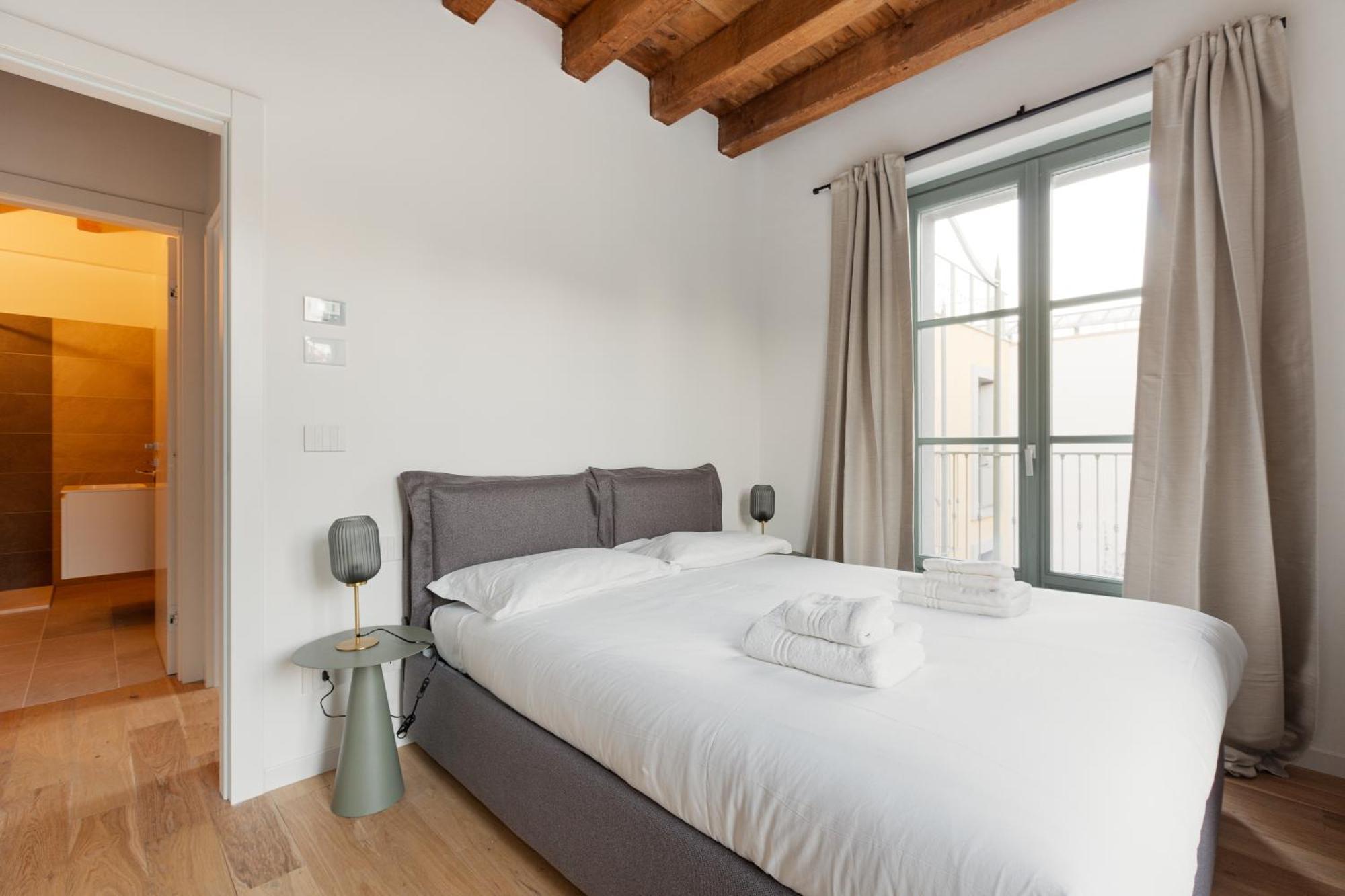 Modern Apartment In Milan With Balcony Esterno foto